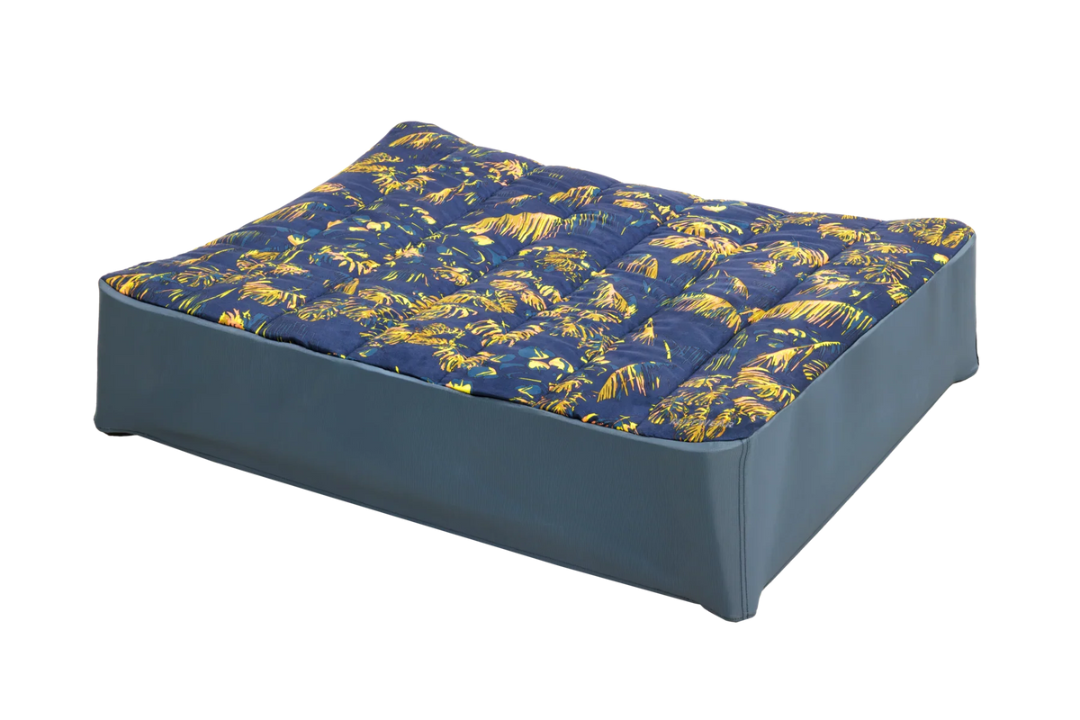 Mt. EverRest™ Insulated Dog Cot Cover